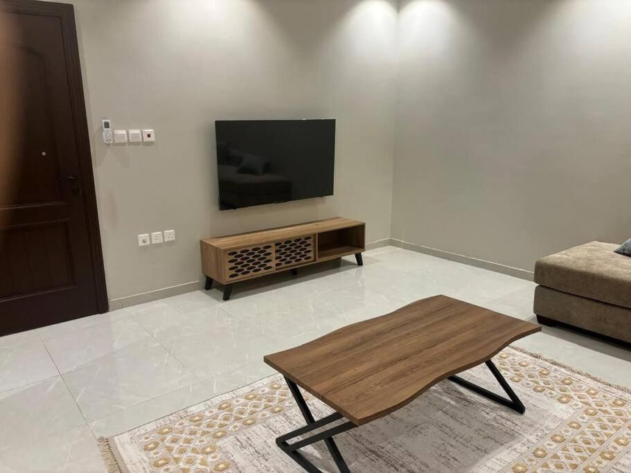 Appartement جديدة ونظيفة غرفة وصالة هادئة ومريحة بحي المروة 8دقايق من المطار Djeddah
